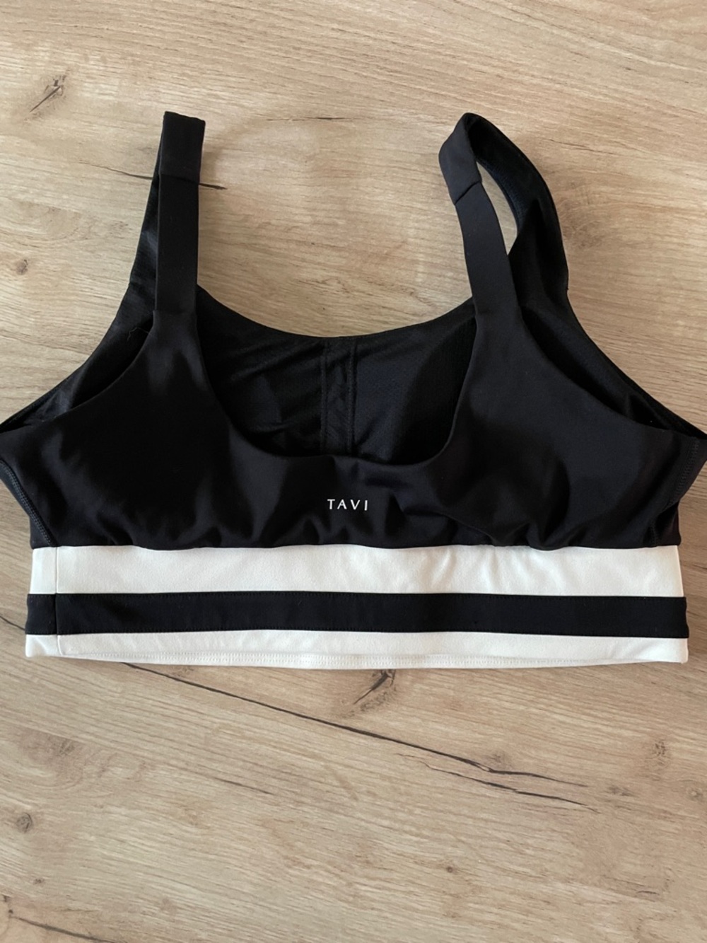TAVI Women Black White Sports Bra Size Large Strappy Yoga Pilates Activewear - Picture 3 of 5